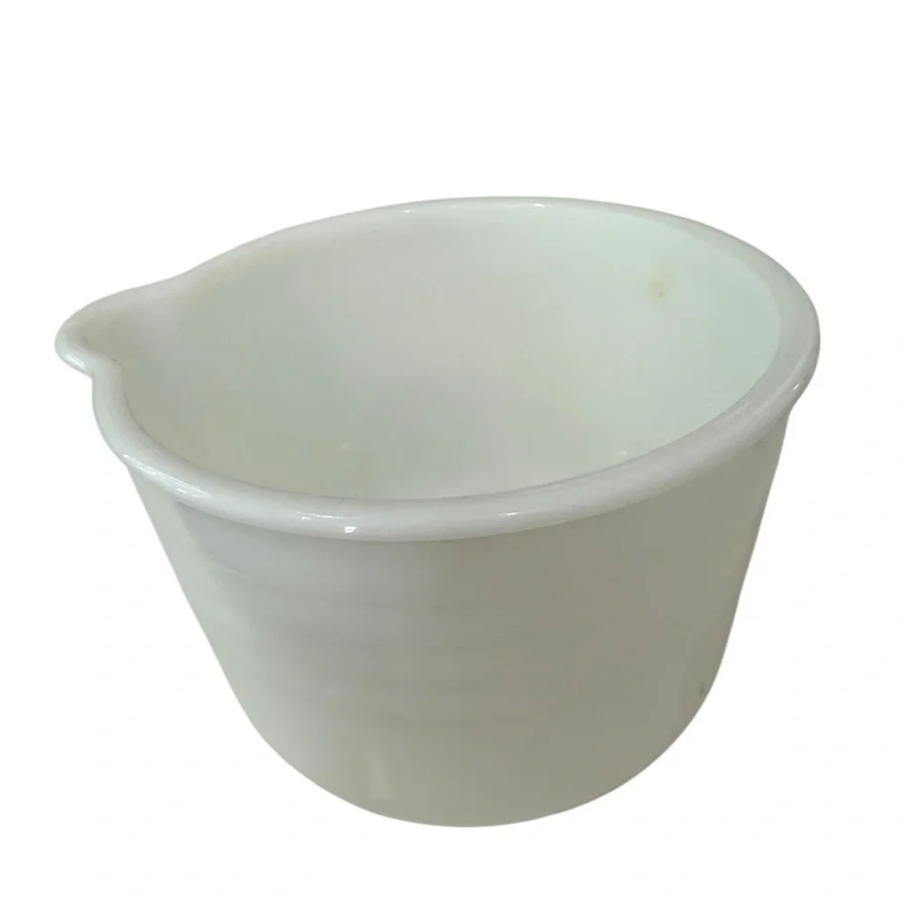 Pyrex General Mills Ribbed Mixing Bowl  4. 75 X 6 inches With Spout Kitschy MCM